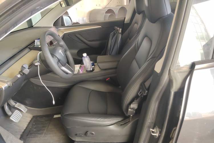 Used Tesla Model Y 2022 Performance High-Performance All-Wheel-Drive Version Left Front Seat