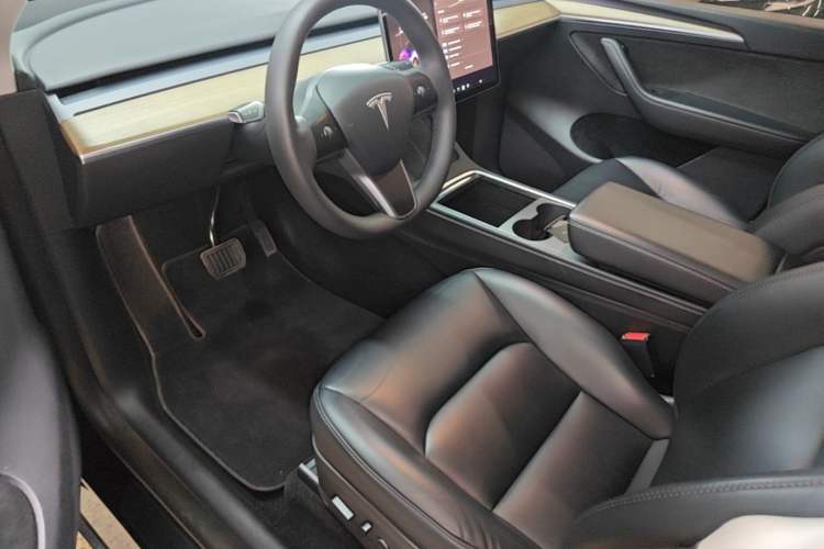 Used Tesla Model Y 2022 Revised Version Rear-Wheel Drive Left Front Seat