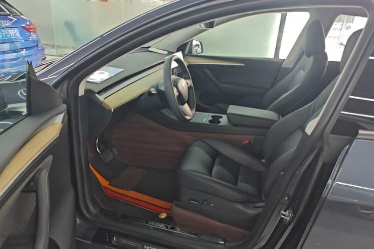 Used Tesla Model Y 2022 Revised Version Rear-Wheel Drive Left Front Seat