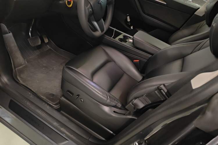 Used Tesla Model Y 2022 Revised Version Rear-Wheel Drive Left Front Seat