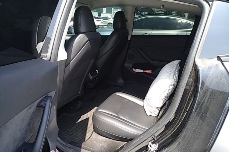 Used Tesla Model Y 2022 Revised Version Rear-Wheel Drive Left Rear Seat