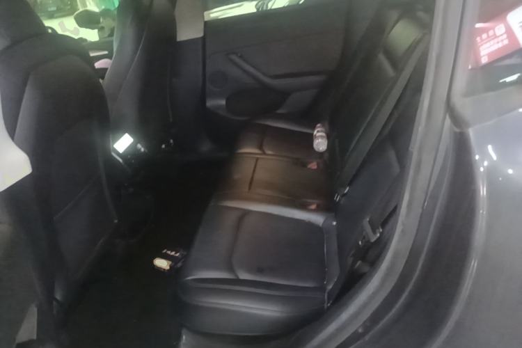 Used Tesla Model Y 2022 Rear-Wheel-Drive Version Left Rear Seat