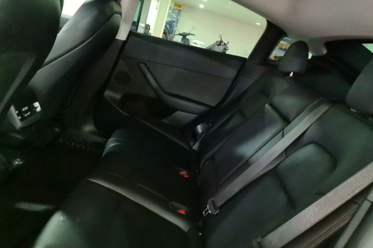 Used Tesla Model Y 2022 Revised Version Rear-Wheel Drive Left Rear Seat