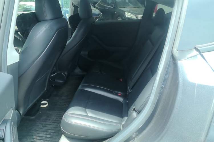 Used Tesla Model Y 2022 Rear-Wheel-Drive Version Left Rear Seat