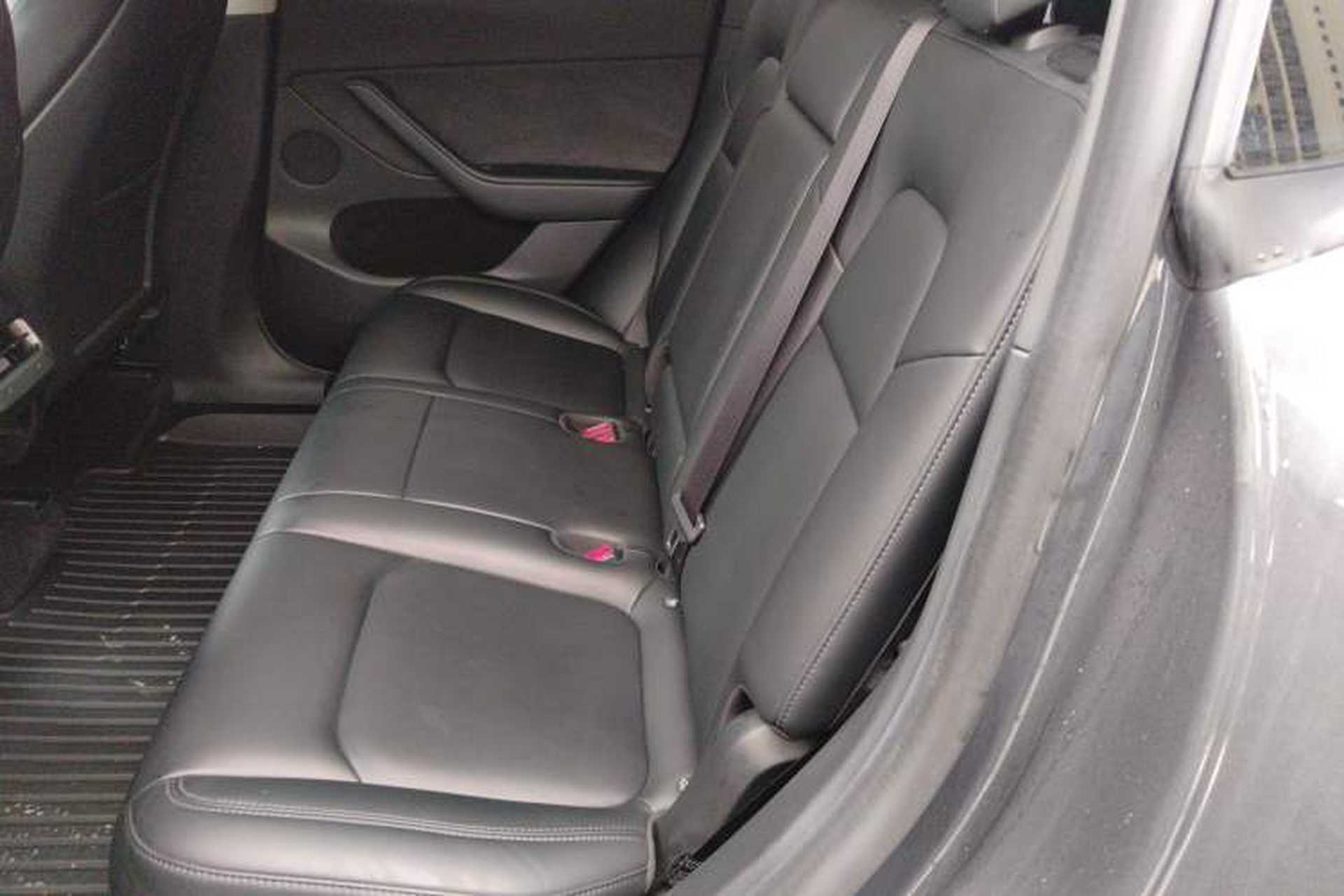 Used Tesla Model Y 2022 Rear-Wheel-Drive Version Left Rear Seat