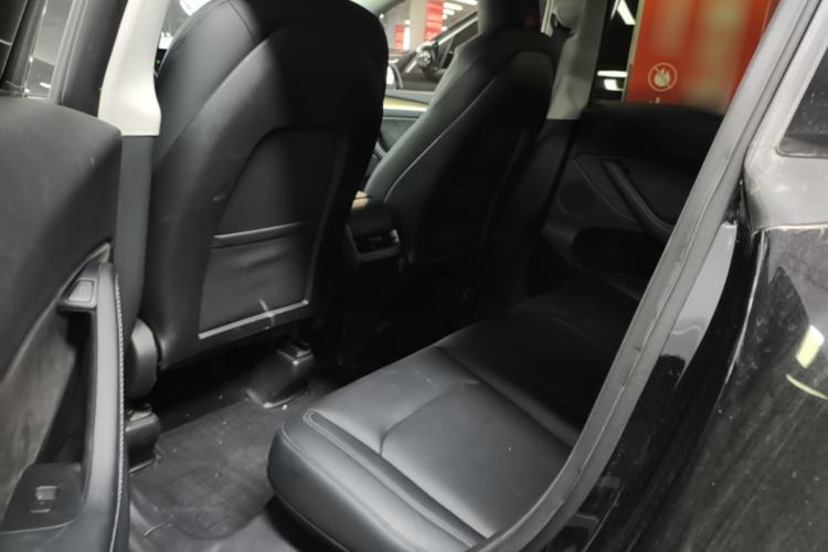 Used Tesla Model Y 2022 Rear-Wheel-Drive Version Left Rear Seat