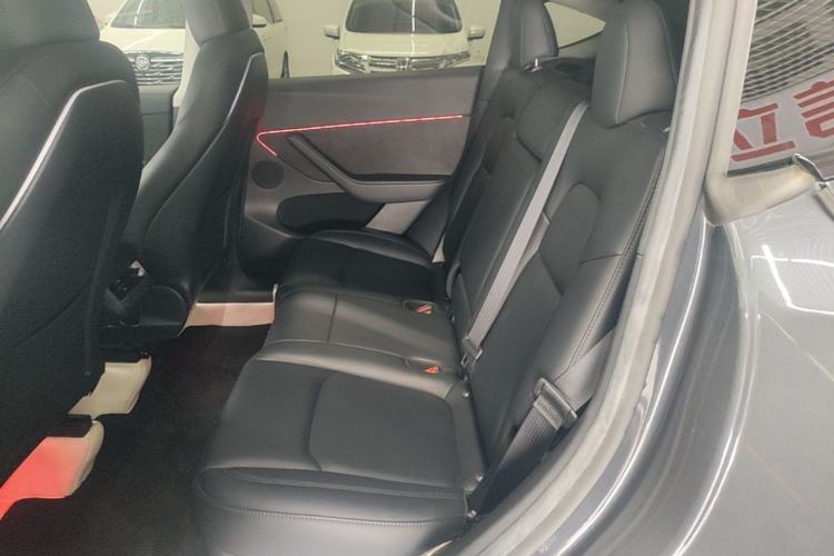 Used Tesla Model Y 2022 Revised Version Long-Range All-Wheel Drive Left Rear Seat