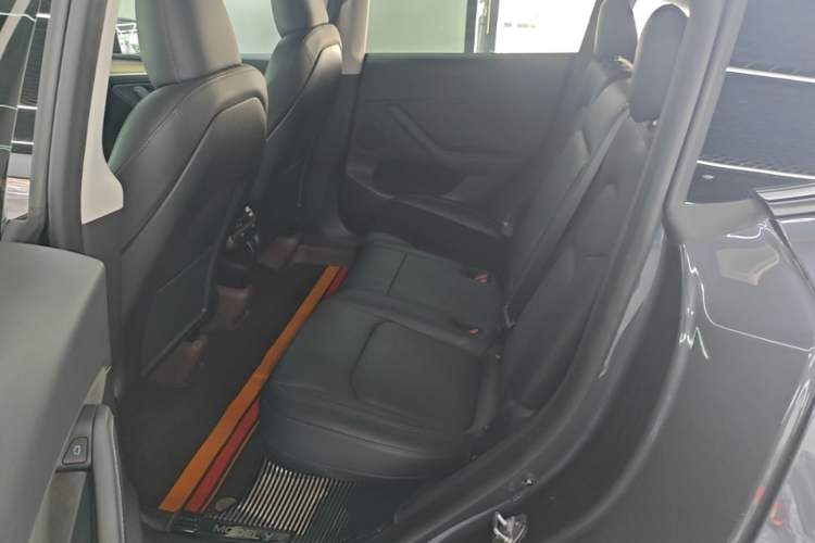 Used Tesla Model Y 2022 Revised Version Rear-Wheel Drive Left Rear Seat