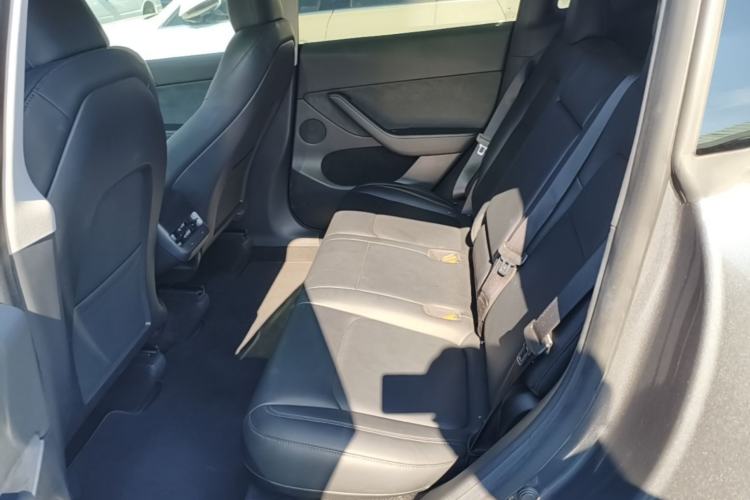 Used Tesla Model Y 2022 Rear-Wheel-Drive Version Left Rear Seat