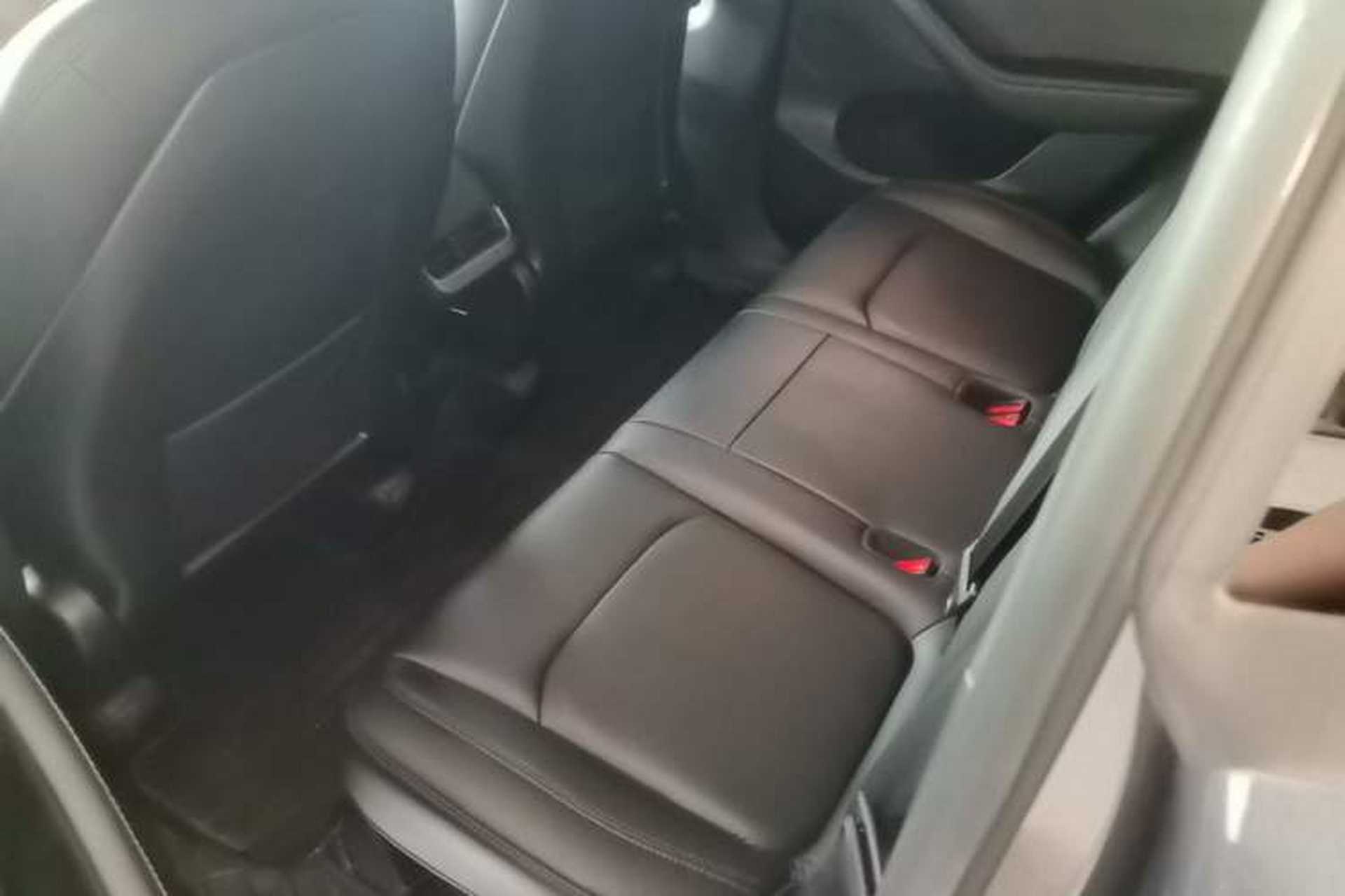 Used Tesla Model Y 2022 Long-Range All-Wheel-Drive Version Left Rear Seat