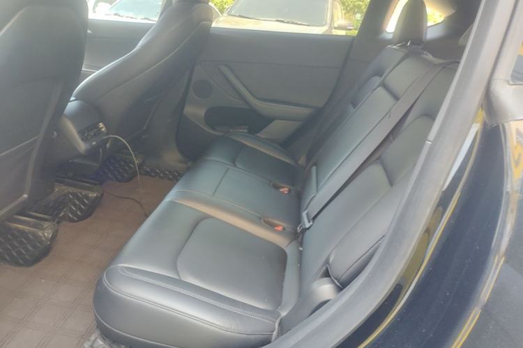 Used Tesla Model Y 2022 Rear-Wheel-Drive Version Left Rear Seat
