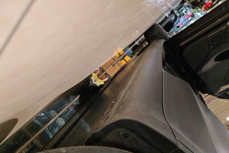 Used Tesla Model Y 2022 Revised Version Rear-Wheel Drive Left Side Sill