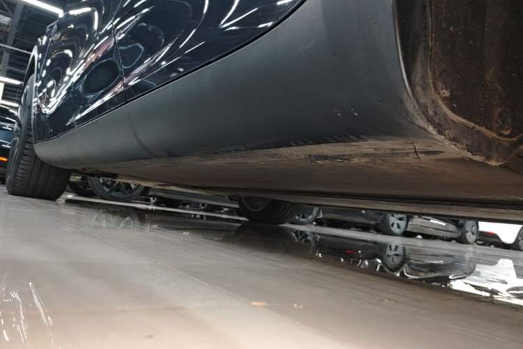 Used Tesla Model Y 2022 Rear-Wheel-Drive Version Left Side Sill