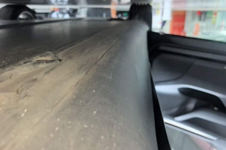 Used Tesla Model Y 2022 Revised Version Rear-Wheel Drive Left Side Sill