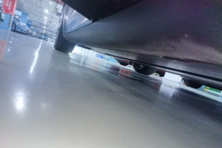 Used Tesla Model Y 2022 Revised Version Rear-Wheel Drive Left Side Sill