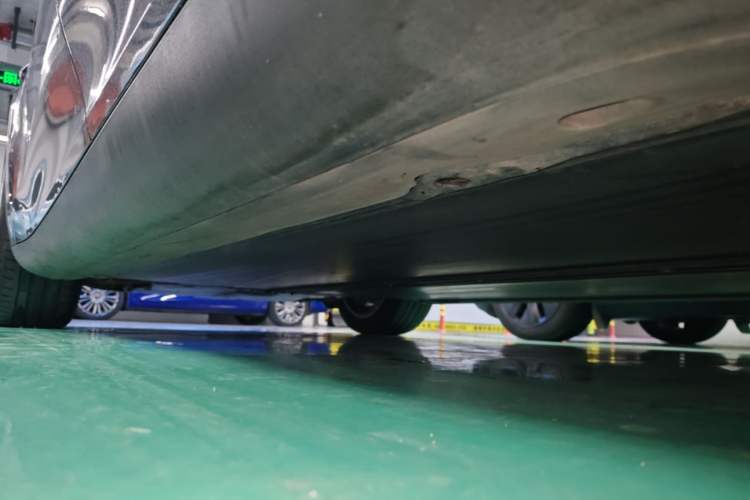 Used Tesla Model Y 2022 Revised Version Rear-Wheel Drive Left Side Sill