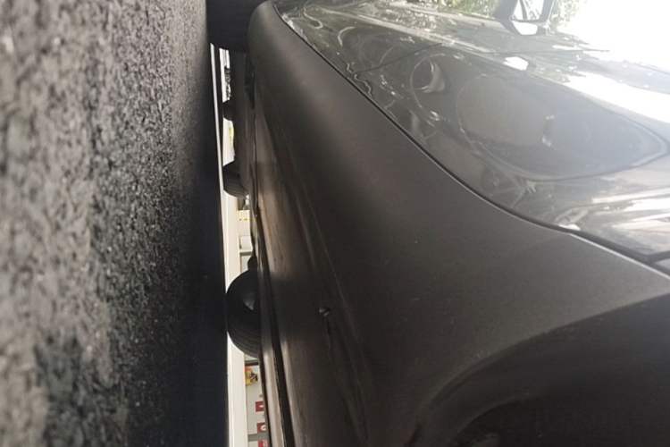 Used Tesla Model Y 2022 Rear-Wheel-Drive Version Left Side Sill