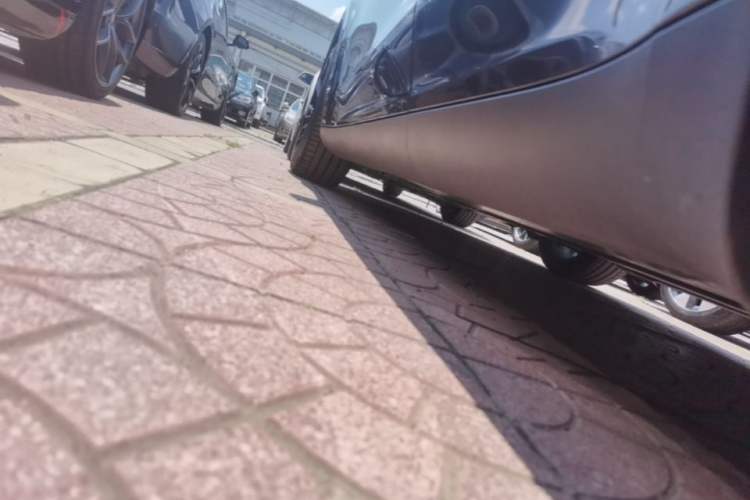 Used Tesla Model Y 2022 Rear-Wheel-Drive Version Left Side Sill