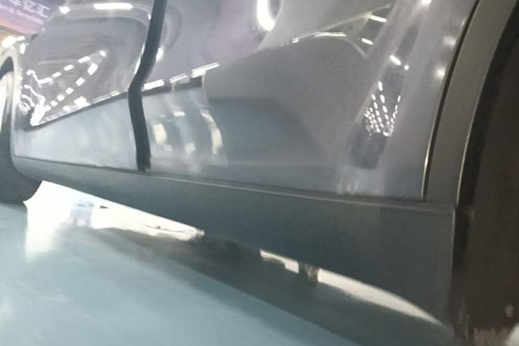 Used Tesla Model Y 2022 Revised Version Rear-Wheel Drive Left Side Sill