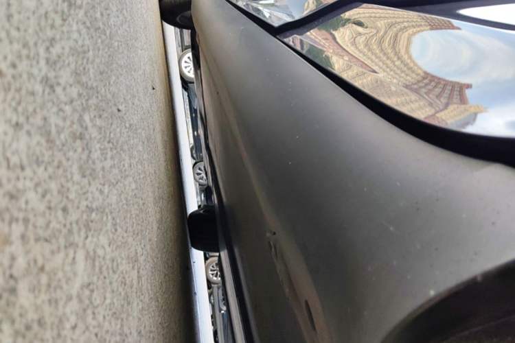 Used Tesla Model Y 2022 Revised Version Rear-Wheel Drive Left Side Sill
