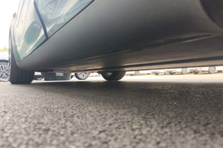 Used Tesla Model Y 2022 Rear-Wheel-Drive Version Left Side Sill