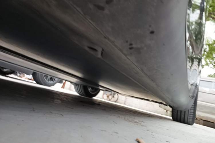 Used Tesla Model Y 2022 Rear-Wheel-Drive Version Left Side Sill