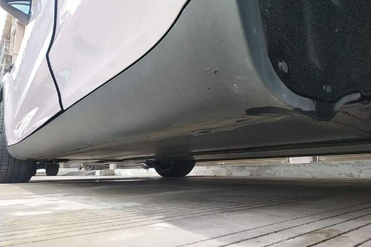 Used Tesla Model Y 2022 Rear-Wheel-Drive Version Left Side Sill