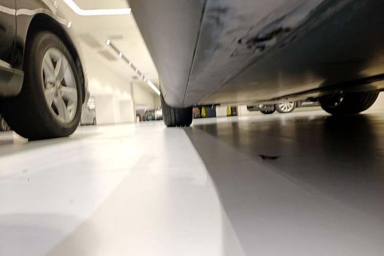 Used Tesla Model Y 2022 Rear-Wheel-Drive Version Left Side Sill
