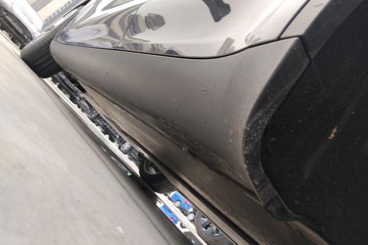 Used Tesla Model Y 2022 Rear-Wheel-Drive Version Left Side Sill