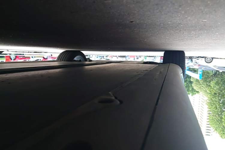 Used Tesla Model Y 2022 Rear-Wheel-Drive Version Left Side Sill