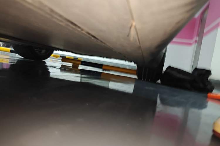 Used Tesla Model Y 2022 Revised Version Rear-Wheel Drive Left Side Sill