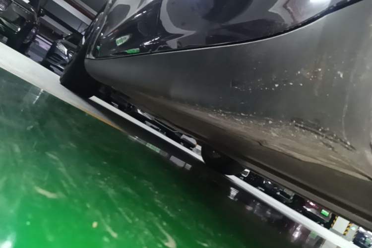 Used Tesla Model Y 2022 Revised Version Rear-Wheel Drive Left Side Sill