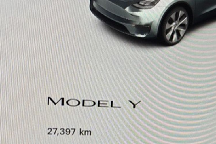 Used Tesla Model Y 2022 Revised Version Rear-Wheel Drive Odometer Close Up