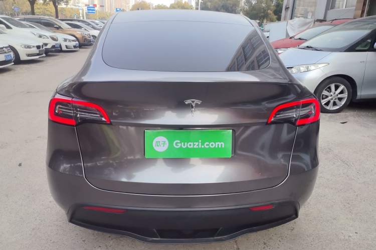 Used Tesla Model Y 2022 Long-Range All-Wheel-Drive Version Rear