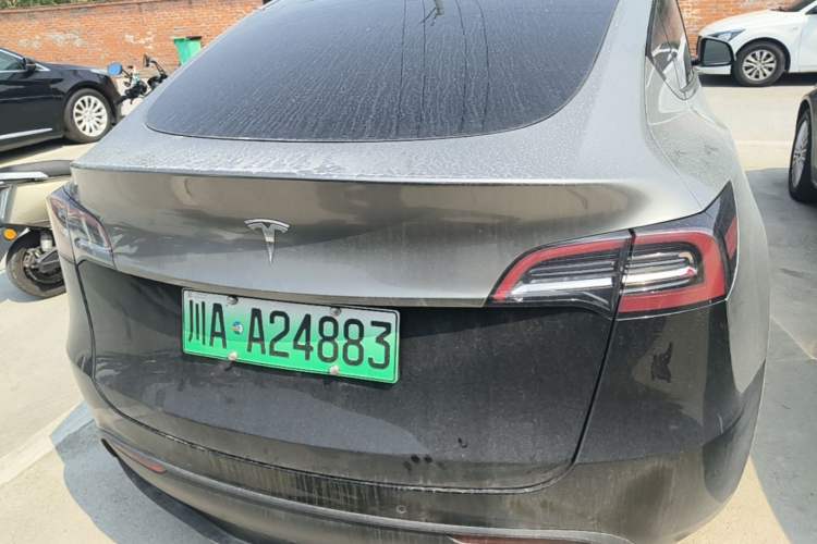 Used Tesla Model Y 2022 Long-Range All-Wheel-Drive Version Rear
