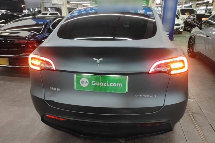 Used Tesla Model Y 2022 Long-Range All-Wheel-Drive Version Rear