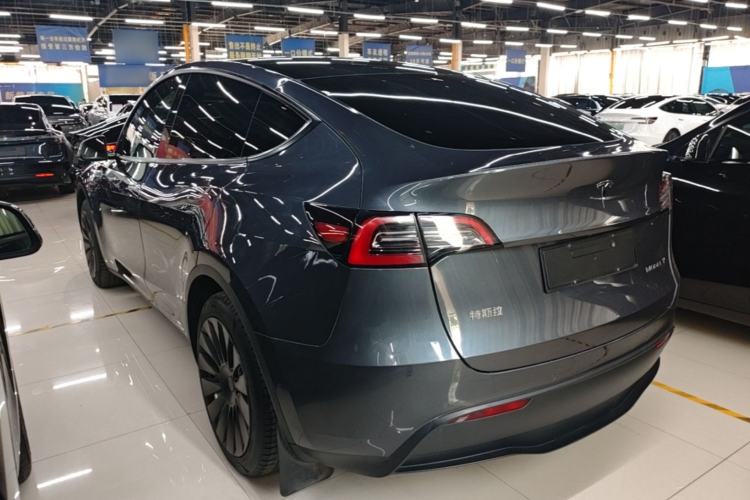 Used Tesla Model Y 2022 Rear-Wheel-Drive Version Rear Left 45 Deg