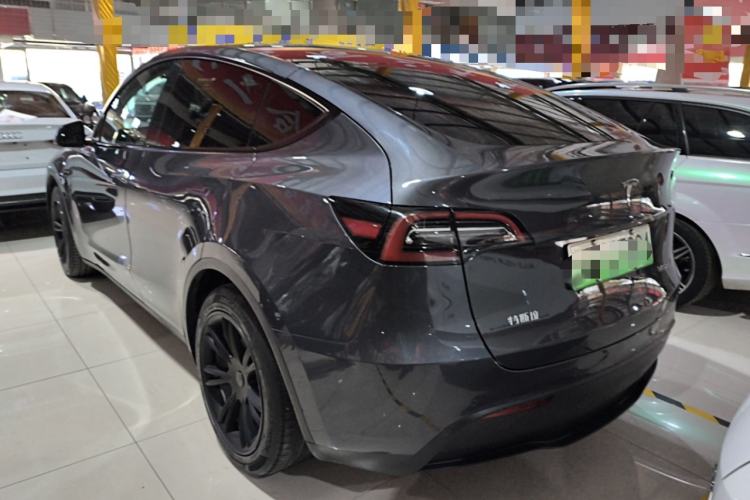 Used Tesla Model Y 2022 Rear-Wheel-Drive Version Rear Left 45 Deg