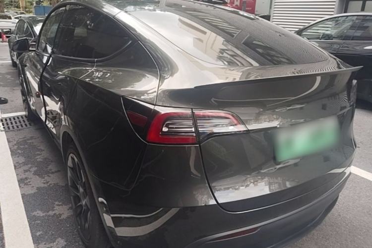 Used Tesla Model Y 2022 Rear-Wheel-Drive Version Rear Left 45 Deg