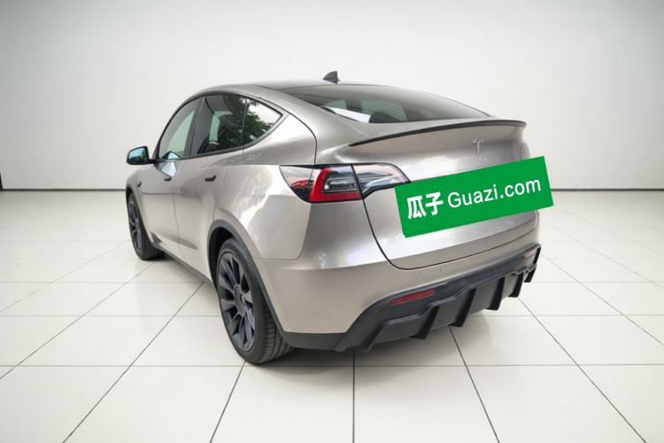 Used Tesla Model Y 2022 Rear-Wheel-Drive Version Rear Left 45 Deg