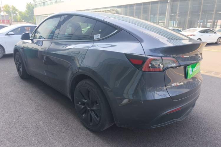 Used Tesla Model Y 2022 Rear-Wheel-Drive Version Rear Left 45 Deg