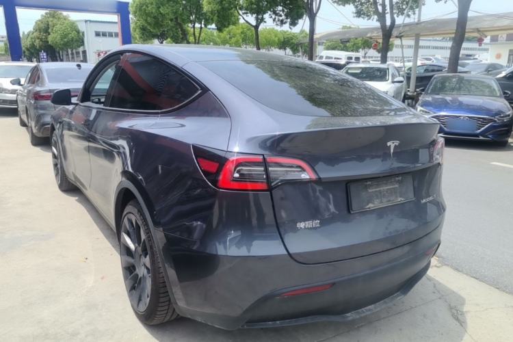 Used Tesla Model Y 2022 Rear-Wheel-Drive Version Rear Left 45 Deg