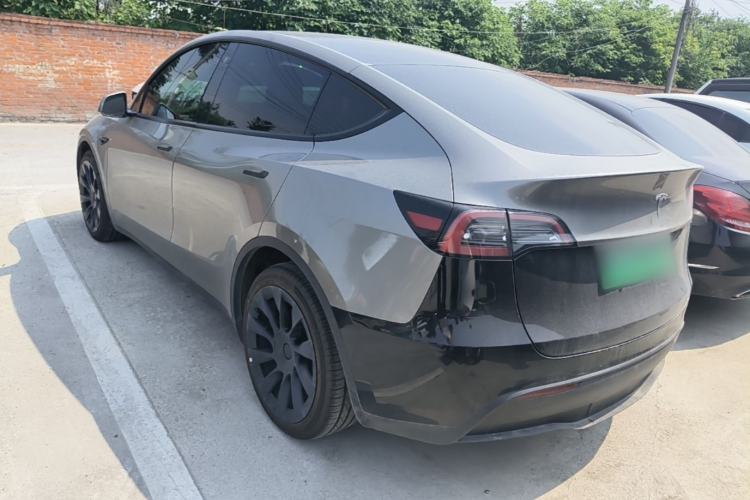 Used Tesla Model Y 2022 Long-Range All-Wheel-Drive Version Rear Left 45 Deg