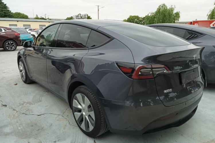 Used Tesla Model Y 2022 Rear-Wheel-Drive Version Rear Left 45 Deg