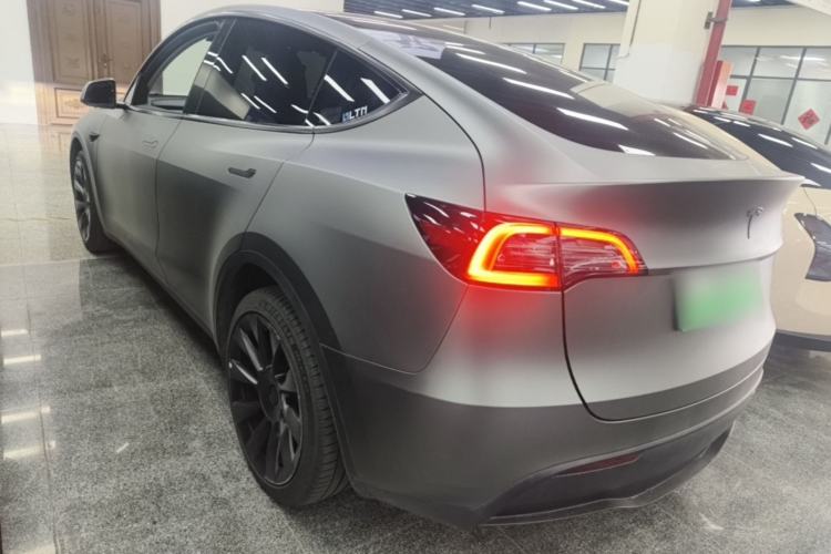 Used Tesla Model Y 2022 Long-Range All-Wheel-Drive Version Rear Left 45 Deg