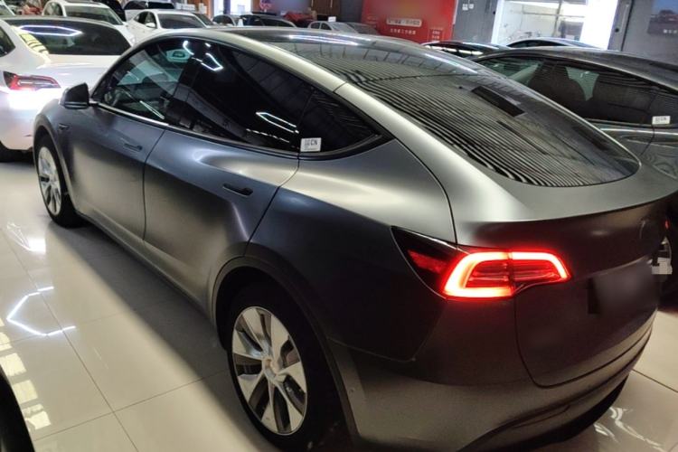 Used Tesla Model Y 2022 Rear-Wheel-Drive Version Rear Left 45 Deg