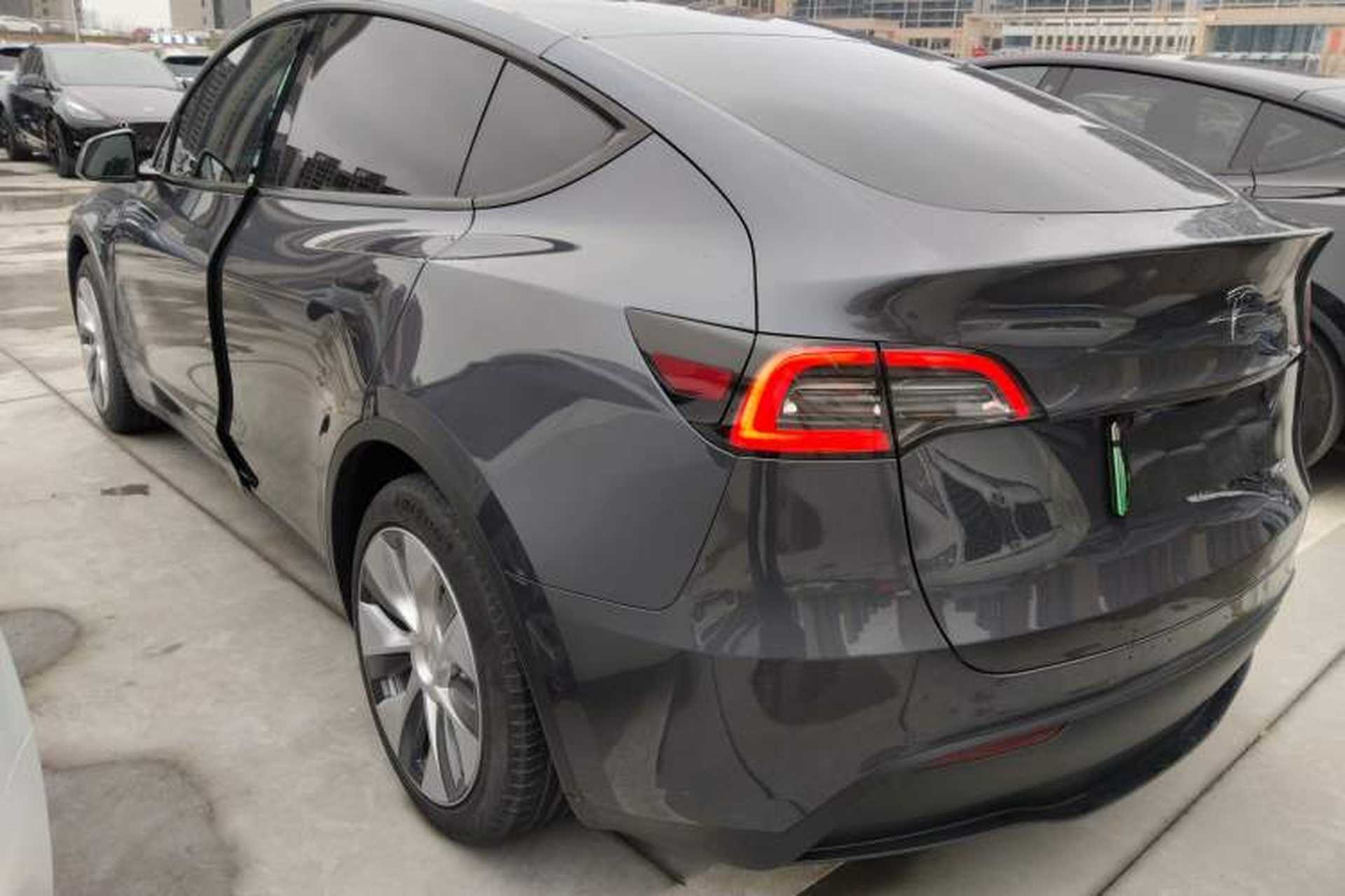 Used Tesla Model Y 2022 Rear-Wheel-Drive Version Rear Left 45 Deg