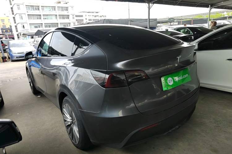 Used Tesla Model Y 2022 Rear-Wheel-Drive Version Rear Left 45 Deg