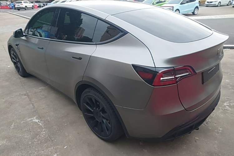 Used Tesla Model Y 2022 Rear-Wheel-Drive Version Rear Left 45 Deg