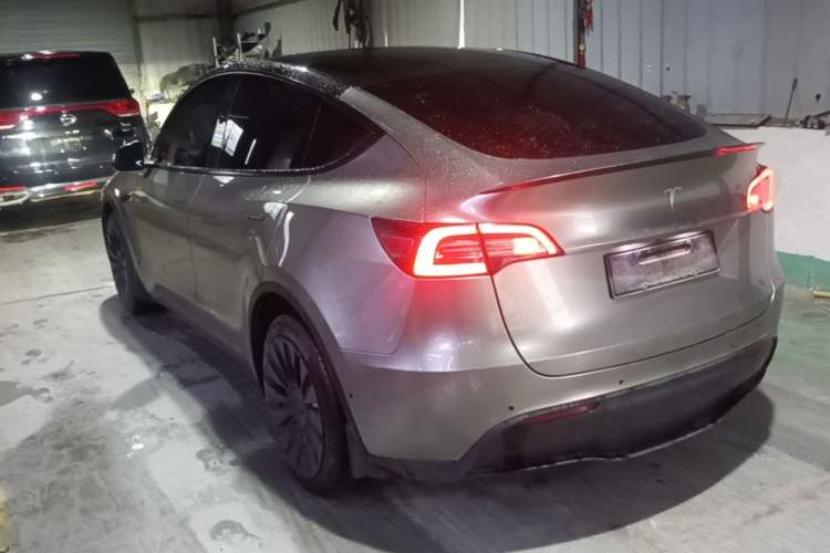 Used Tesla Model Y 2022 Long-Range All-Wheel-Drive Version Rear Left 45 Deg